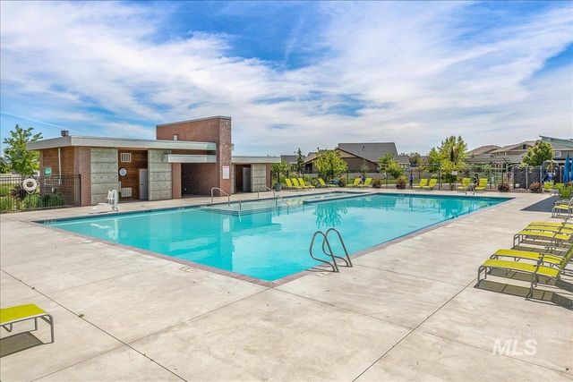 4476 N Glenrock Way, Meridian, ID 83646
