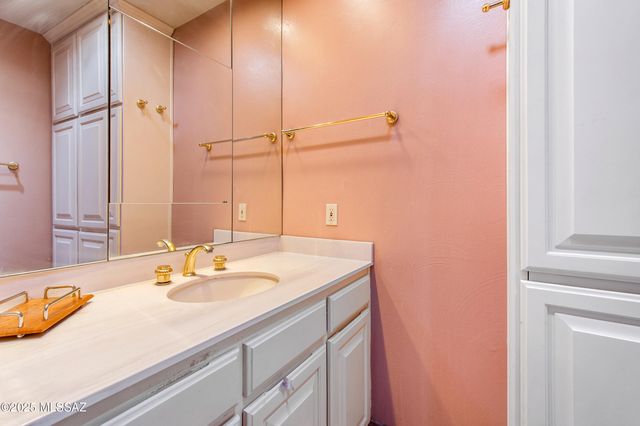 6290 E Paseo Tierra Alta, Tucson, AZ 85715