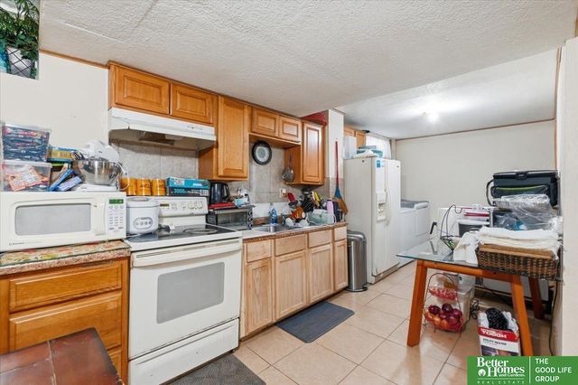 3710 S 24 Street, Omaha, NE 68107