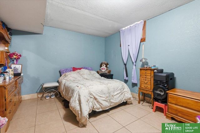 3710 S 24 Street, Omaha, NE 68107