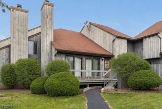 251 Gemini Dr, Hillsborough Twp., NJ 08844