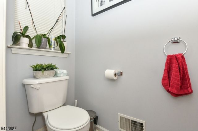 455 2nd Ave, Garwood Boro, NJ 07027