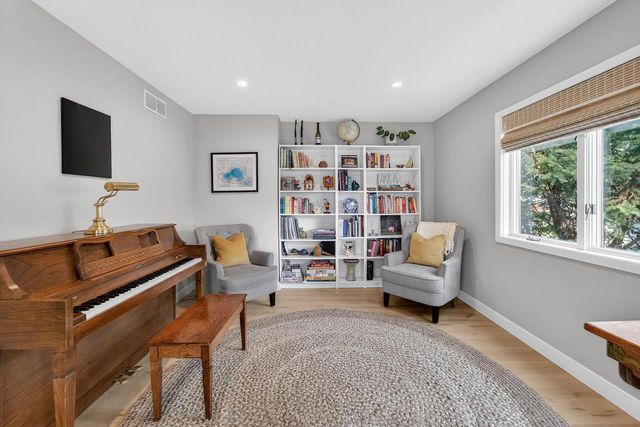 3309 Tally Ho Lane, Madison, WI 53705