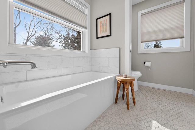 3309 Tally Ho Lane, Madison, WI 53705