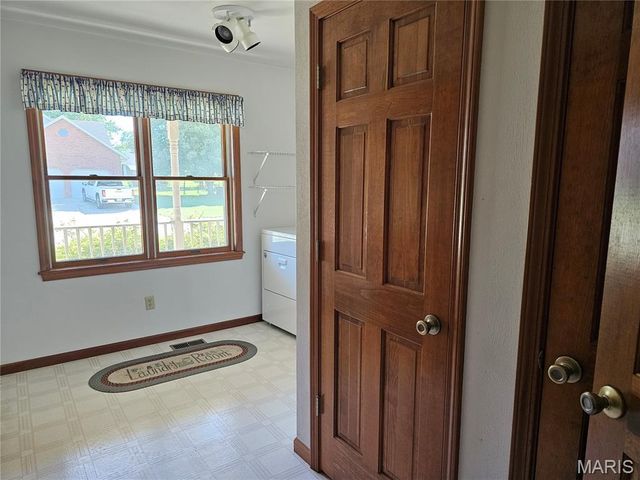 611 Brookstone Court, Freeburg, IL 62243