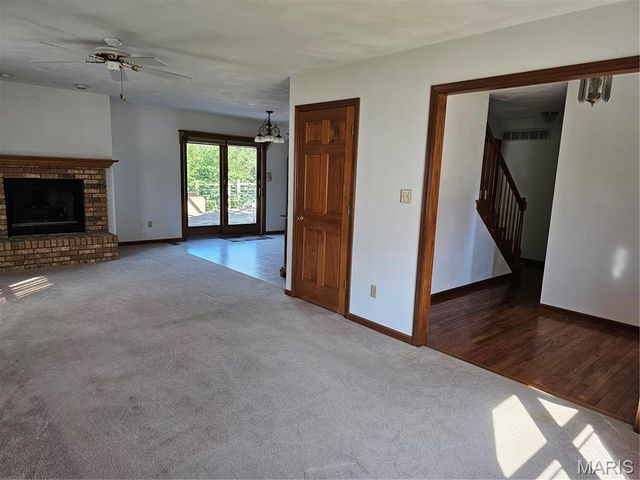 611 Brookstone Court, Freeburg, IL 62243