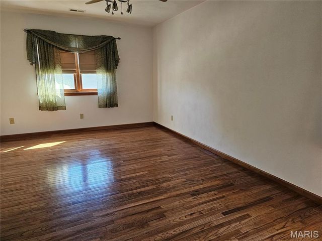 611 Brookstone Court, Freeburg, IL 62243