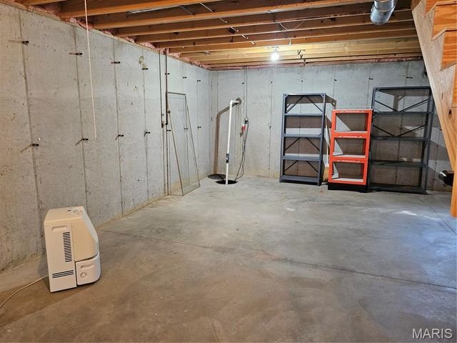 611 Brookstone Court, Freeburg, IL 62243
