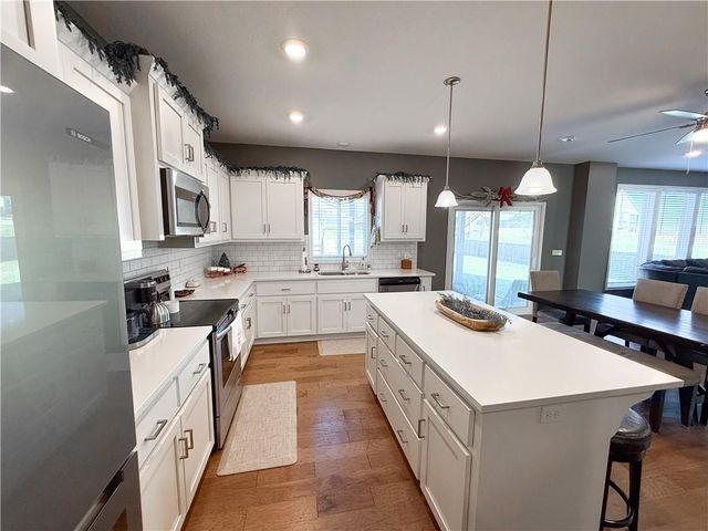 9214 NE 110th Terrace, Kansas City, MO 64157