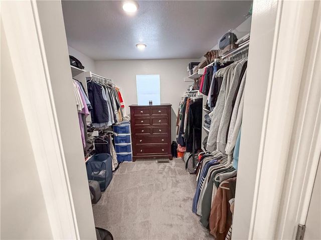 9214 NE 110th Terrace, Kansas City, MO 64157