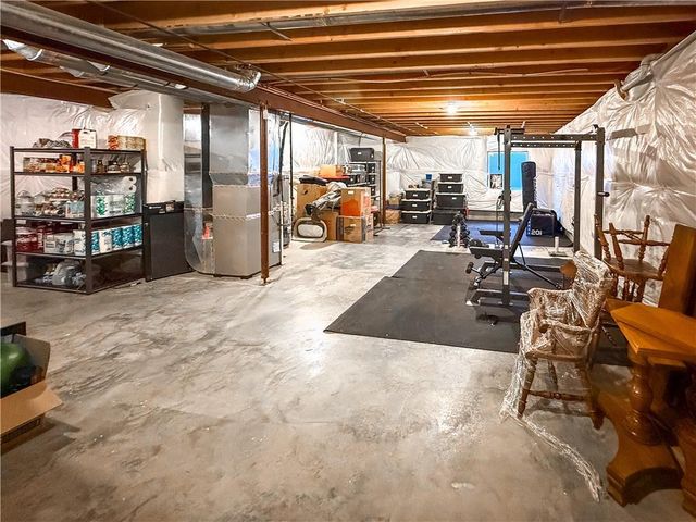 9214 NE 110th Terrace, Kansas City, MO 64157