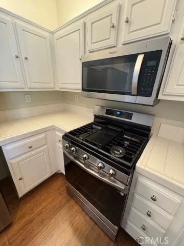 1055 S Saint Tropez Avenue, Anaheim Hills, CA 92808