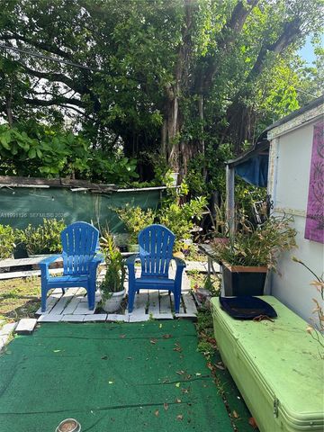 2375 NE 137th St 0, North Miami Beach, FL 33181