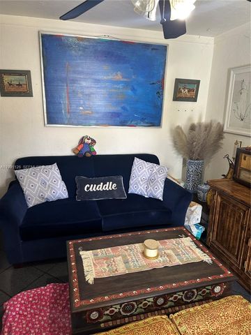 2375 NE 137th St 0, North Miami Beach, FL 33181