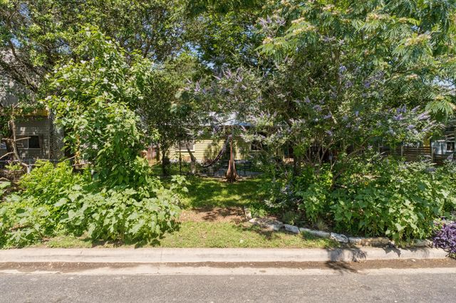 4416 Hank, Austin, TX 78745