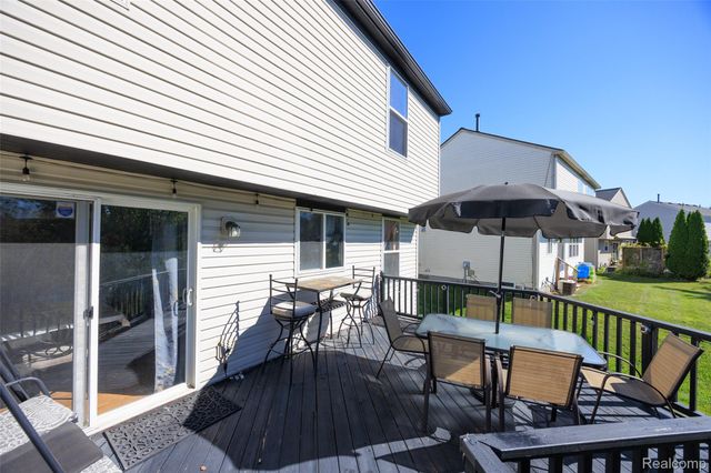 9778 Ravenshire Drive, Ypsilanti, MI 48198