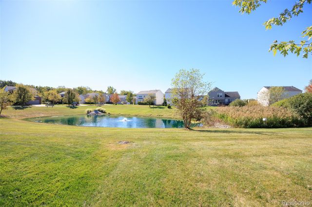 9778 Ravenshire Drive, Ypsilanti, MI 48198