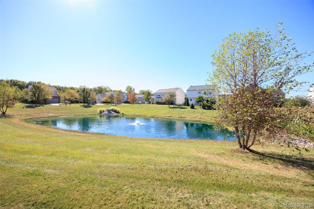 9778 Ravenshire Drive, Ypsilanti, MI 48198