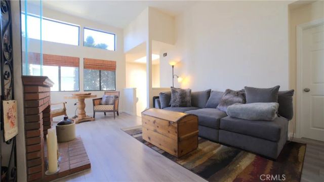 2336 Elden B, Costa Mesa, CA 92627