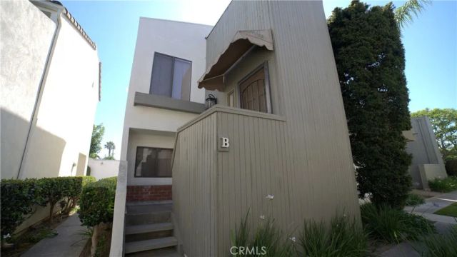 2336 Elden B, Costa Mesa, CA 92627