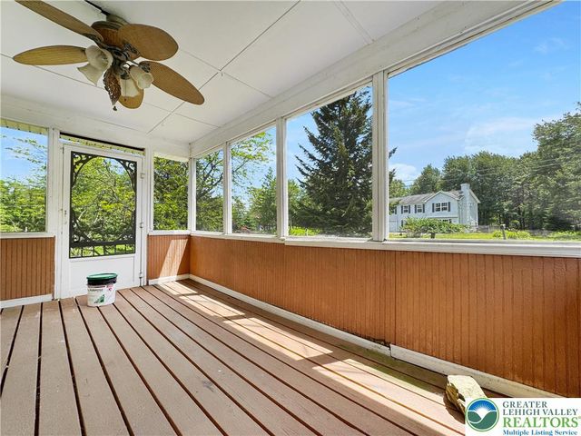 183 Island Drive, Tobyhanna Twp, PA 18334