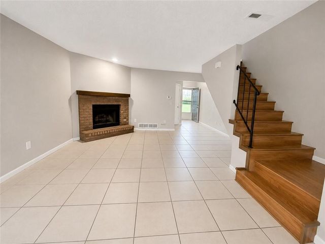 448 NE Churchill Street, Lee's Summit, MO 64086