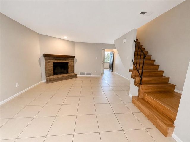 448 NE Churchill Street, Lee's Summit, MO 64086