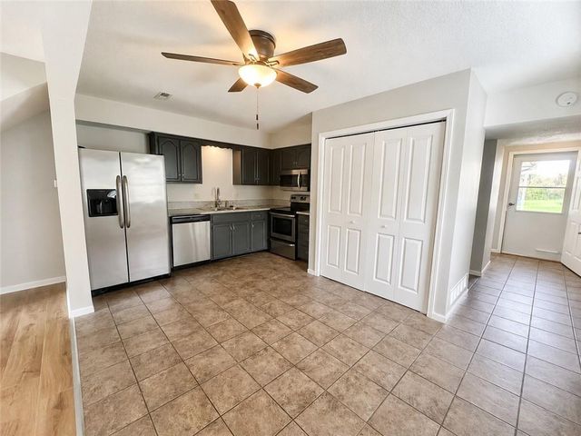 448 NE Churchill Street, Lee's Summit, MO 64086