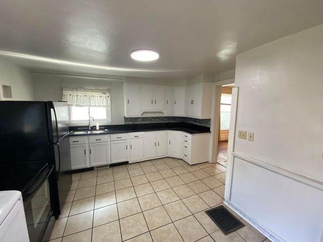 281 E Central Avenue, Delaware, OH 43015