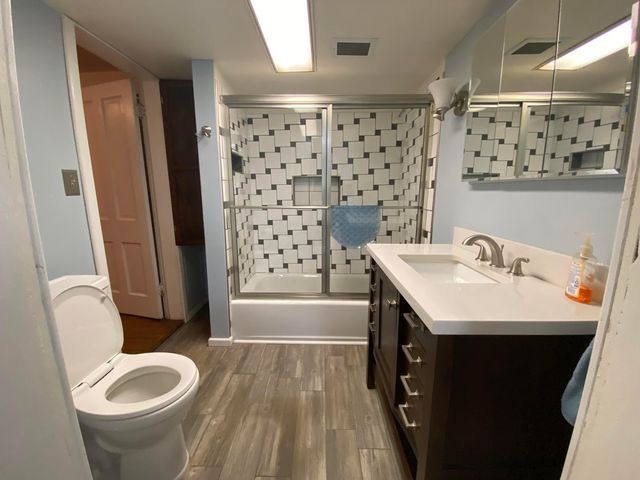 281 E Central Avenue, Delaware, OH 43015