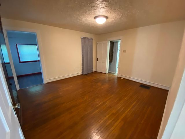 281 E Central Avenue, Delaware, OH 43015