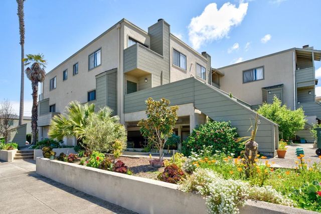 504 Ocean Avenue 2, Monterey, CA 93940