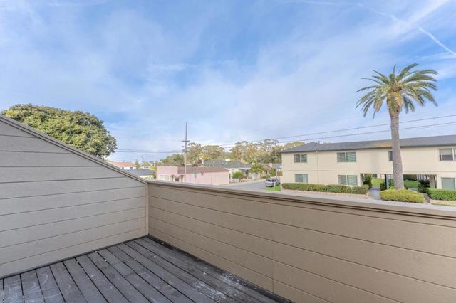 504 Ocean Avenue 2, Monterey, CA 93940