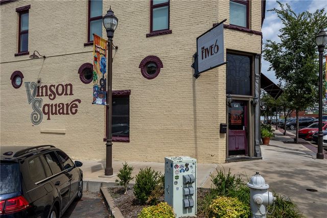 216 E Poplar Street 102, Rogers, AR 72756