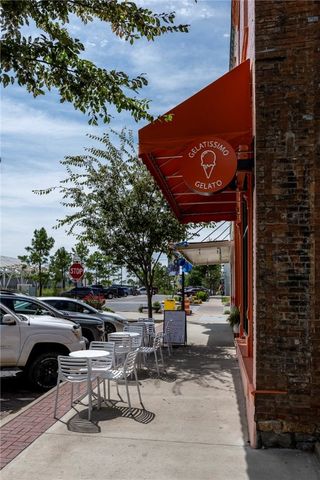 216 E Poplar Street 102, Rogers, AR 72756