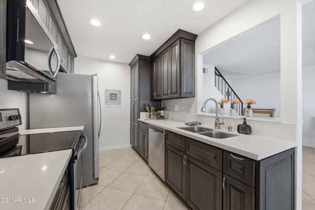 1141 Landsburn Circle, Westlake Village, CA 91361