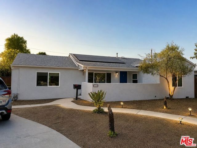 6525 Wilkinson Avenue, Los Angeles, CA 91606
