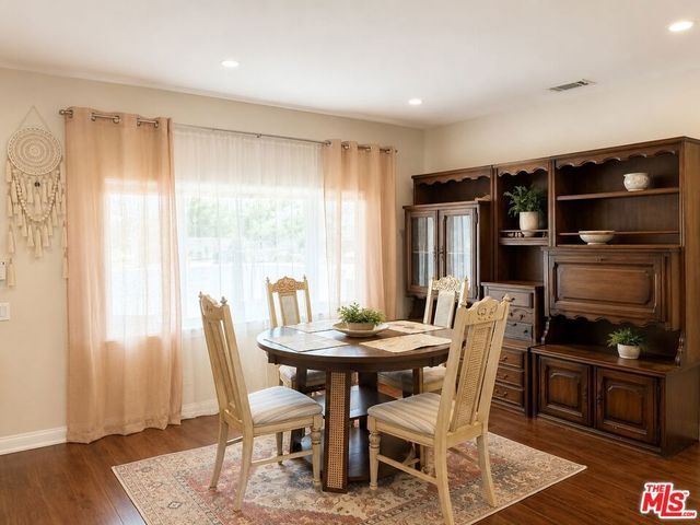 6525 Wilkinson Avenue, Los Angeles, CA 91606