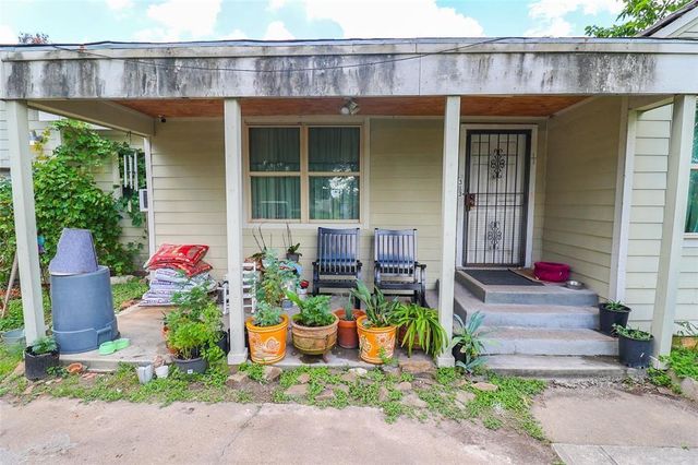 313 E Tidwell Road, Houston, TX 77022