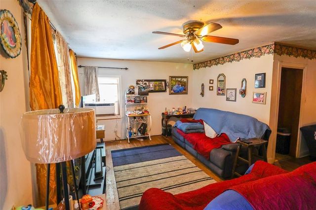313 E Tidwell Road, Houston, TX 77022