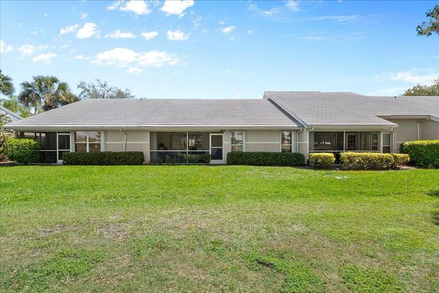 2424 SW Foxpoint Trail, Palm City, FL 34990