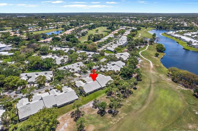2424 SW Foxpoint Trail, Palm City, FL 34990