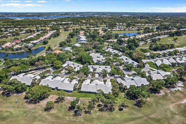 2424 SW Foxpoint Trail, Palm City, FL 34990