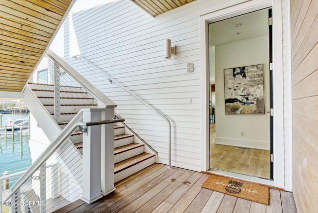 2 Marina Street Apt B, Wrightsville Beach, NC 28480
