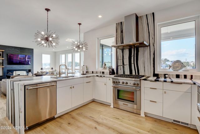 2 Marina Street Apt B, Wrightsville Beach, NC 28480