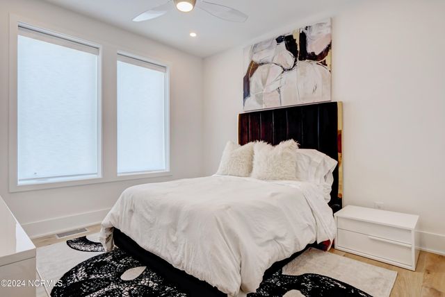 2 Marina Street Apt B, Wrightsville Beach, NC 28480