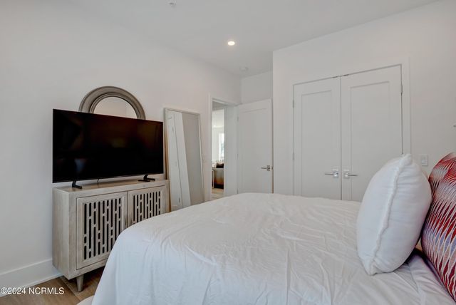 2 Marina Street Apt B, Wrightsville Beach, NC 28480