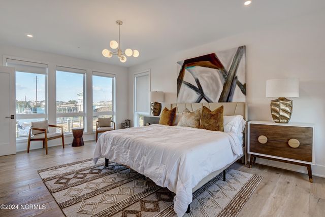 2 Marina Street Apt B, Wrightsville Beach, NC 28480