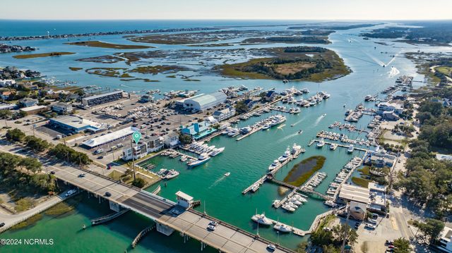 2 Marina Street Apt B, Wrightsville Beach, NC 28480