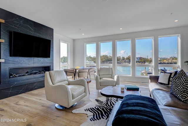 2 Marina Street Apt B, Wrightsville Beach, NC 28480